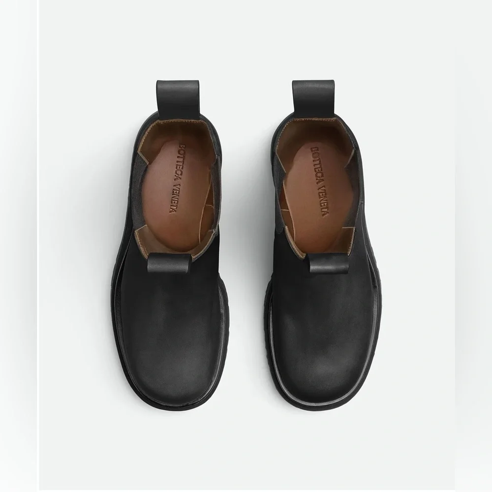 Bottega Veneta Lug Sole Chelsea Boot - Picture 4 of 12